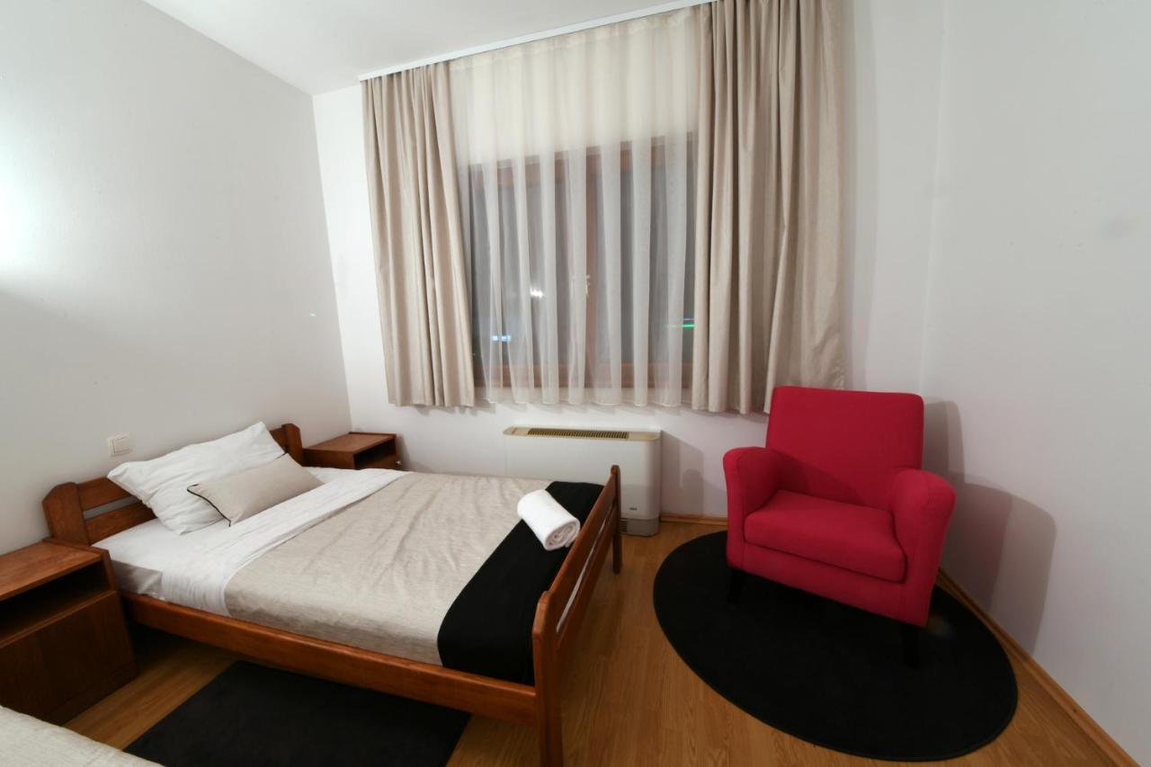 Apartments & Rooms Krizevci Bagian luar foto